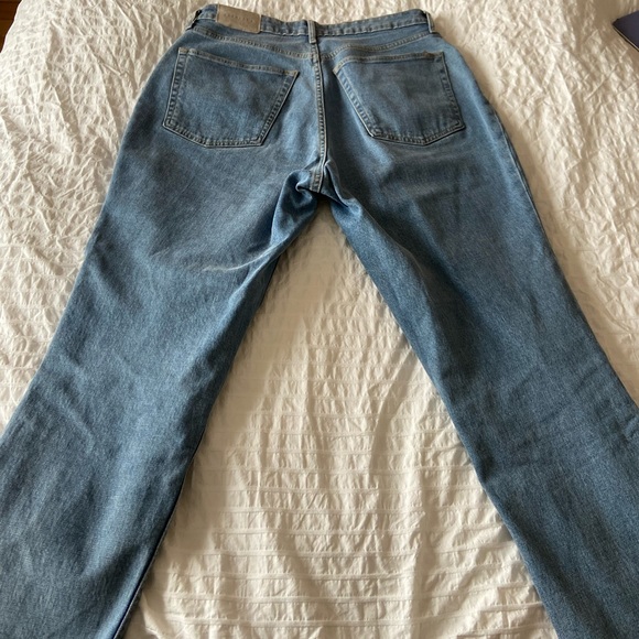 Everlane Curvy Original Cheeky Jean - Picture 4 of 7